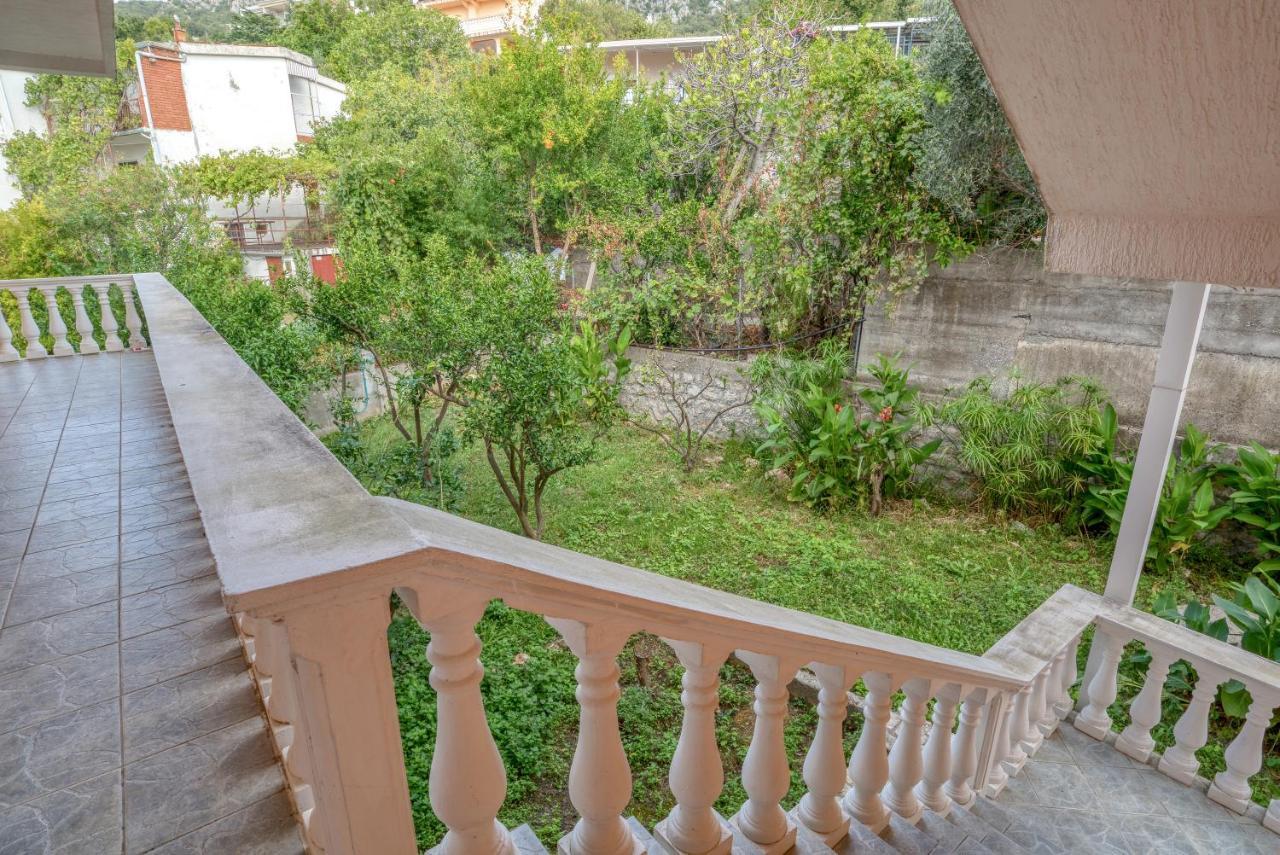 Hostel "Kraljica Snezna " Sutomore Εξωτερικό φωτογραφία